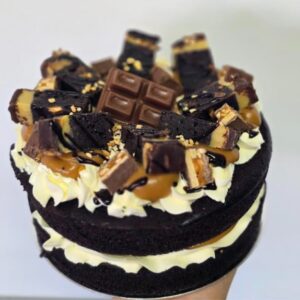 Snickers Chocolate Caramel Cake